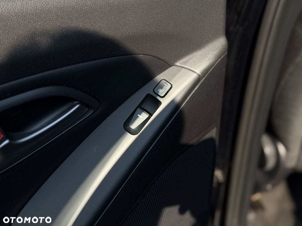 Hyundai ix35 1.6 2WD blue Comfort - 24