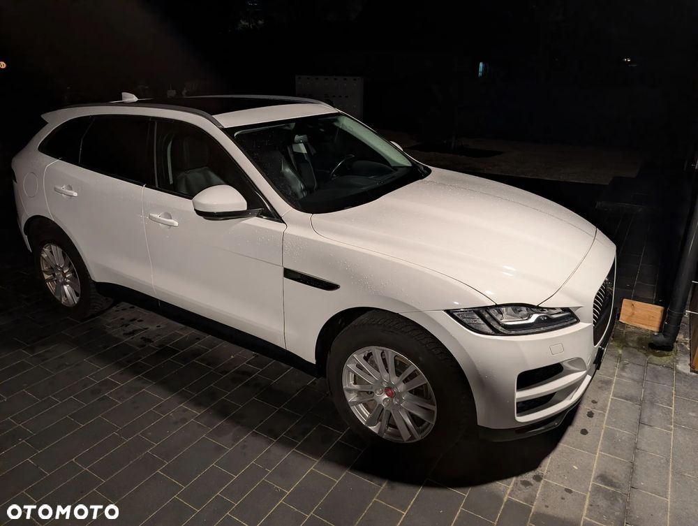 Jaguar F-Pace 2.0 i4D AWD Prestige - 13