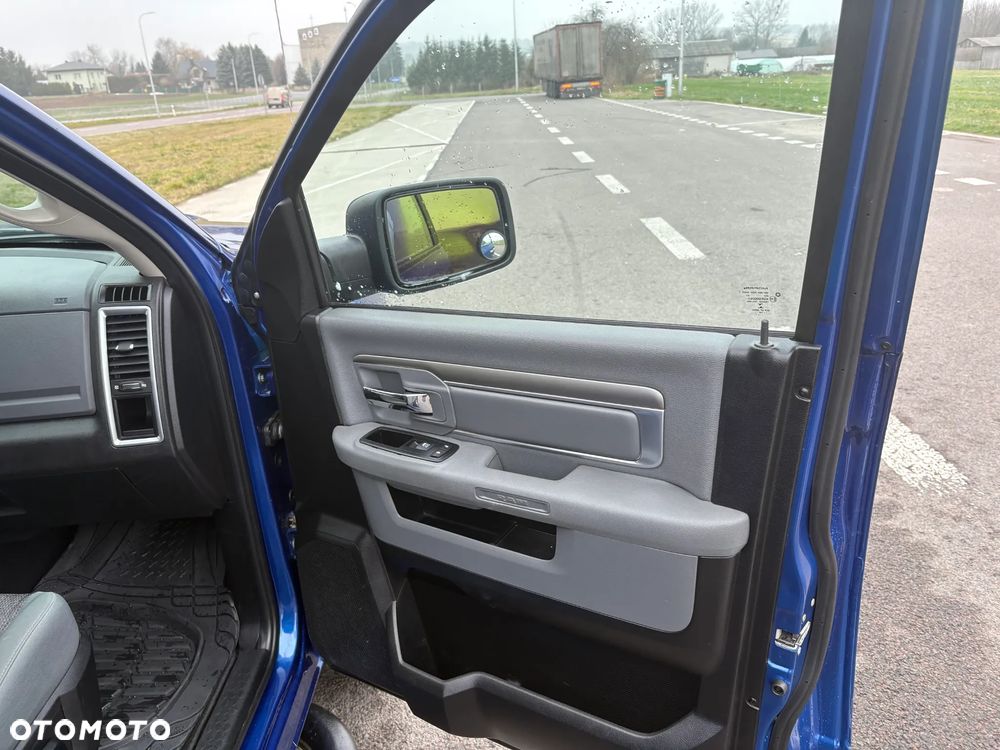 Dodge RAM 5.7 4x4 - 31