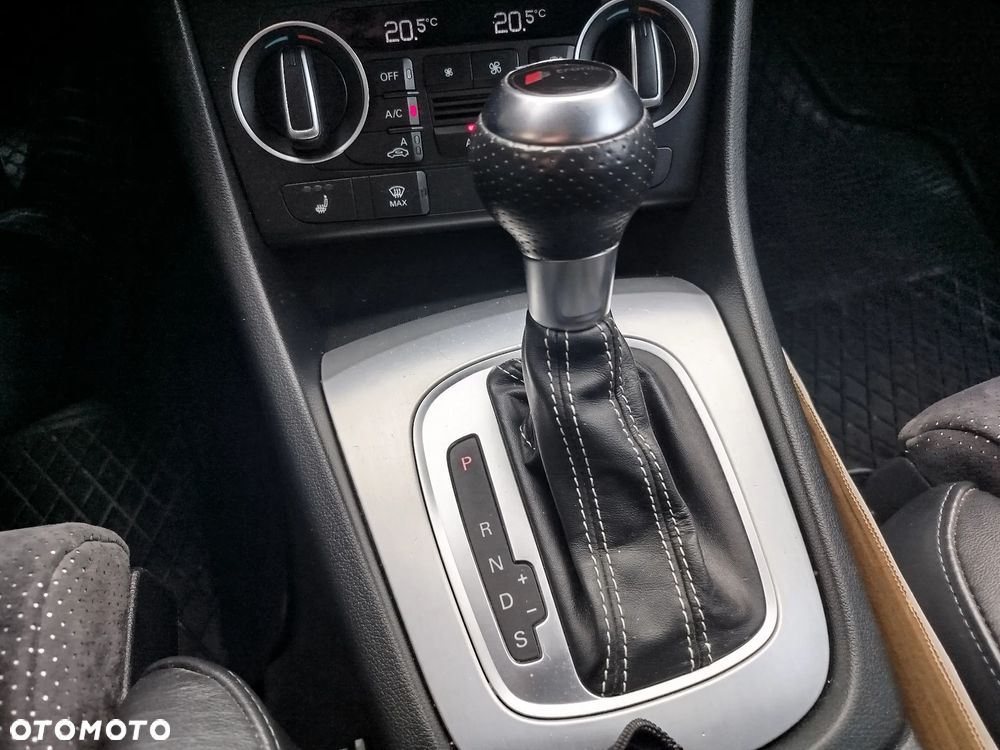 Audi Q3 2.0 TDI Quattro Design S tronic - 23