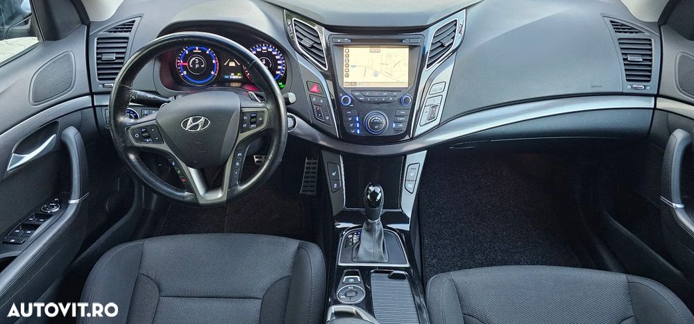 Hyundai i40 1.7 CRDI CW 7DCT Supreme+ - 12