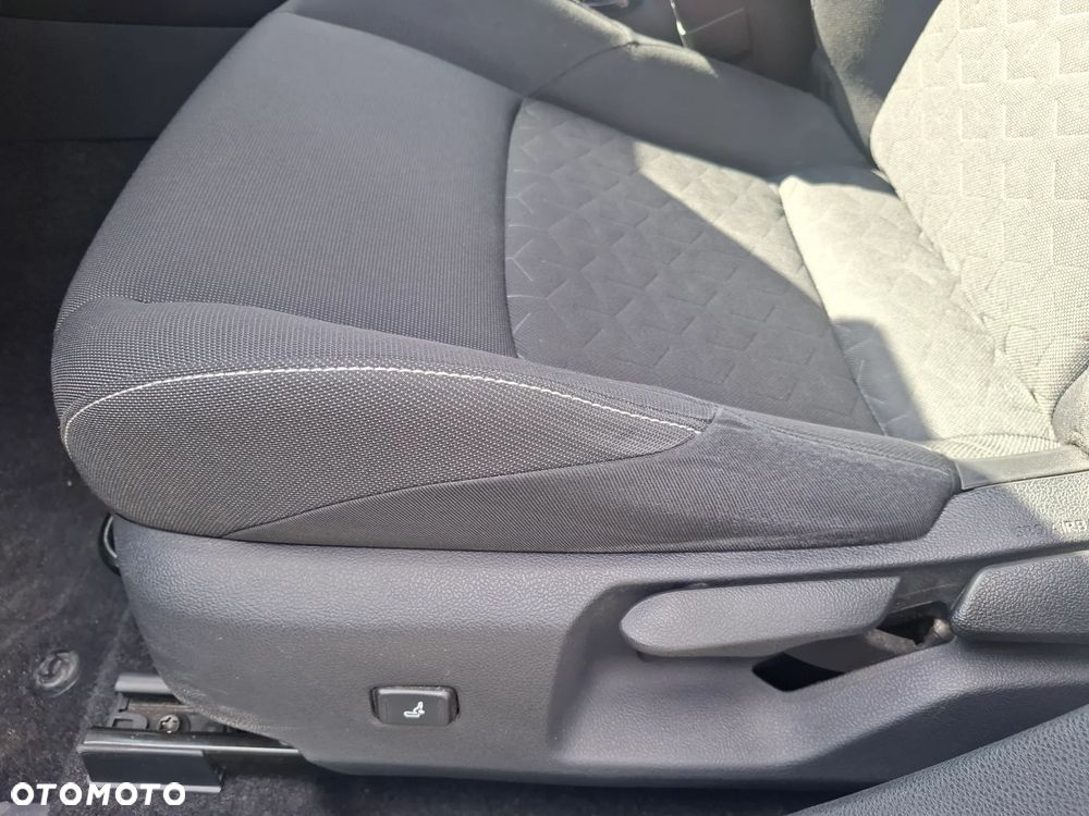 Toyota Corolla 1.8 Hybrid Comfort - 13