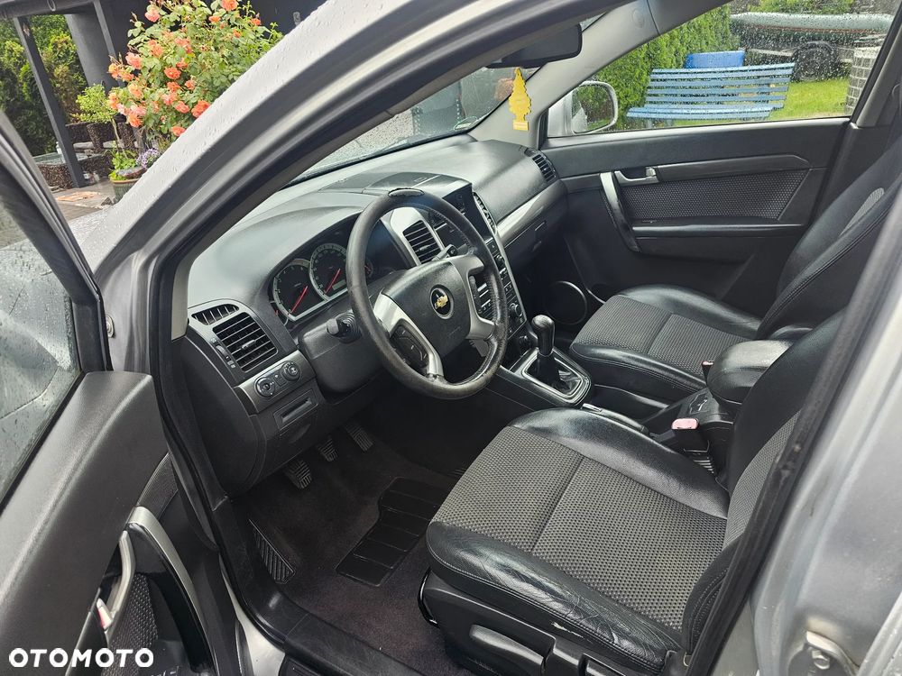 Chevrolet Captiva 2.0 4WD 5 Sitzer LT - 10