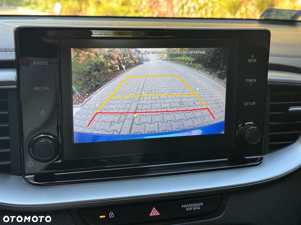 Kia Ceed - 23