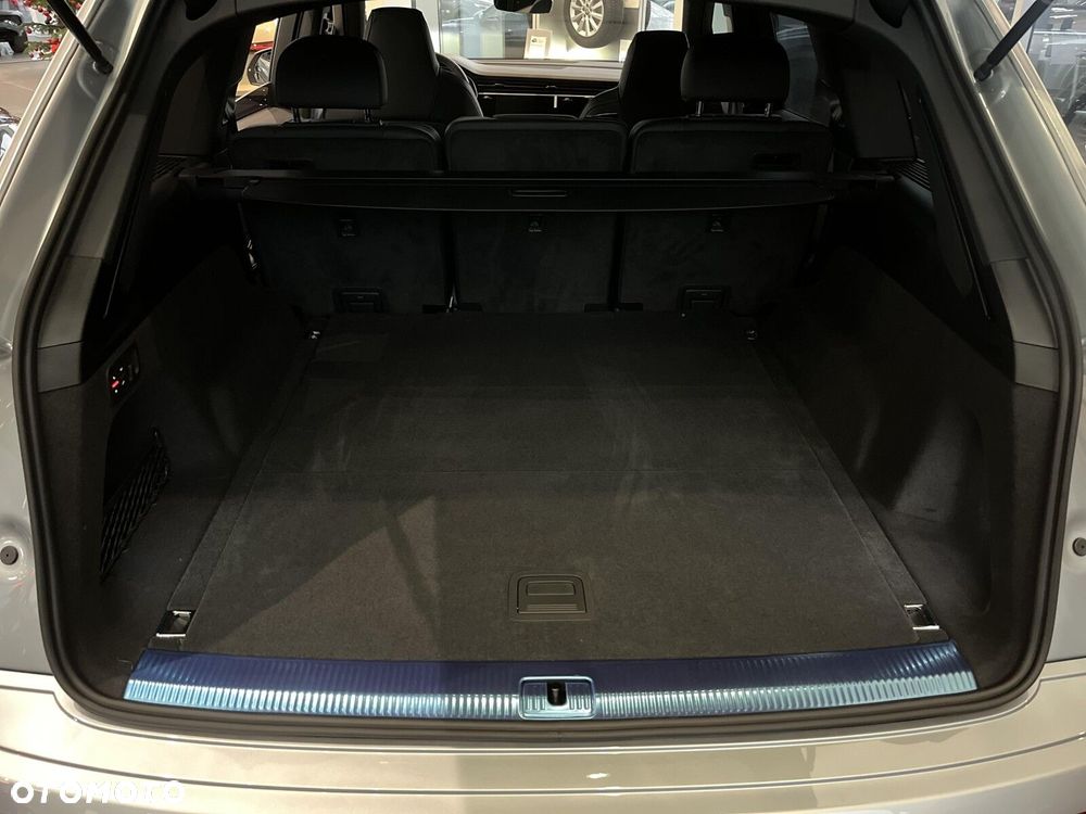 Audi Q7 - 15