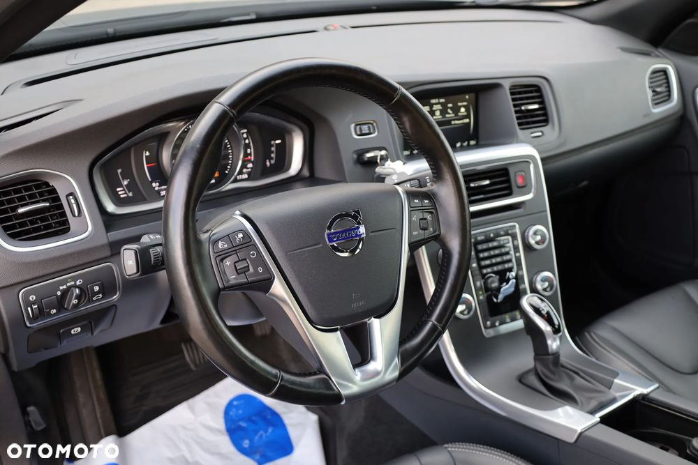 Volvo S60 T5 Drive-E Summum - 18