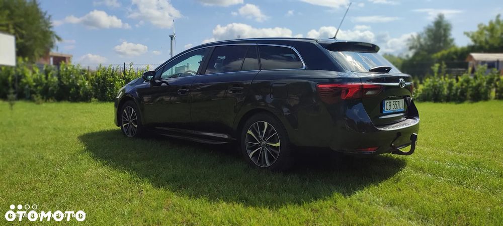 Toyota Avensis Touring Sports 1.8 Multidrive S Edition S+ - 11