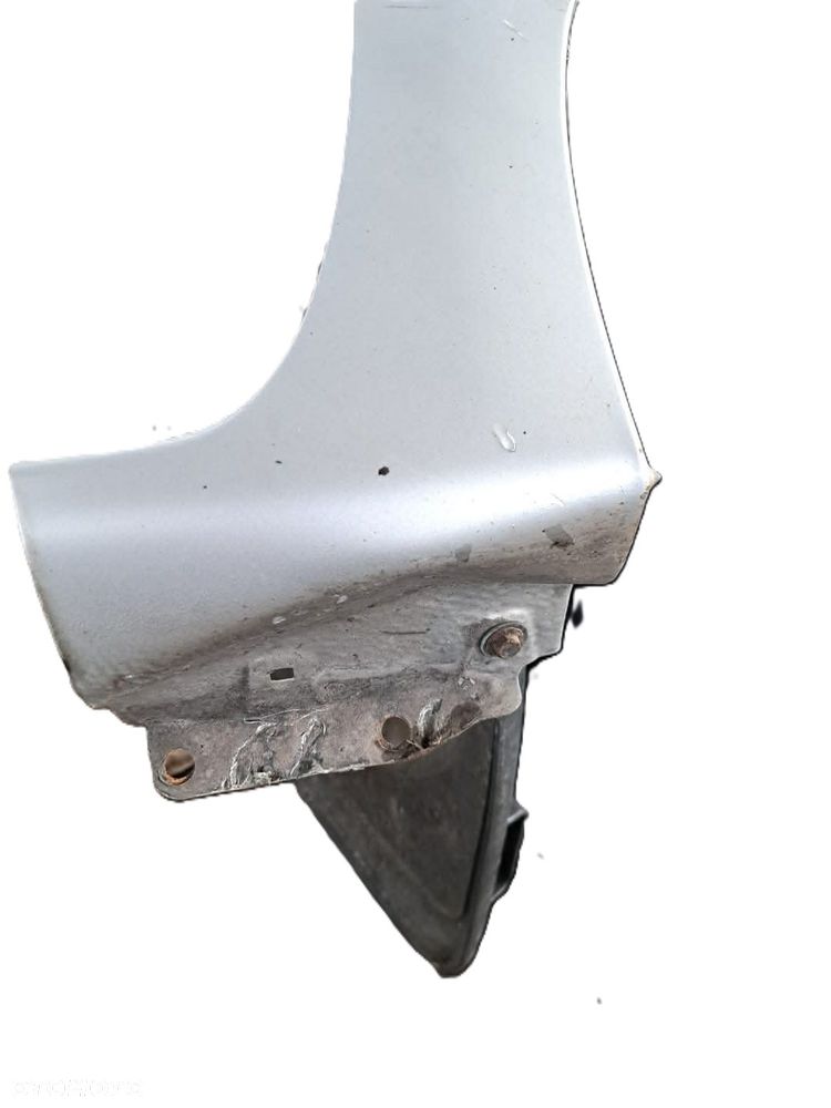 błotnik prawy przód przedni TOYOTA COROLLA E15 07-15 1F7 - 4