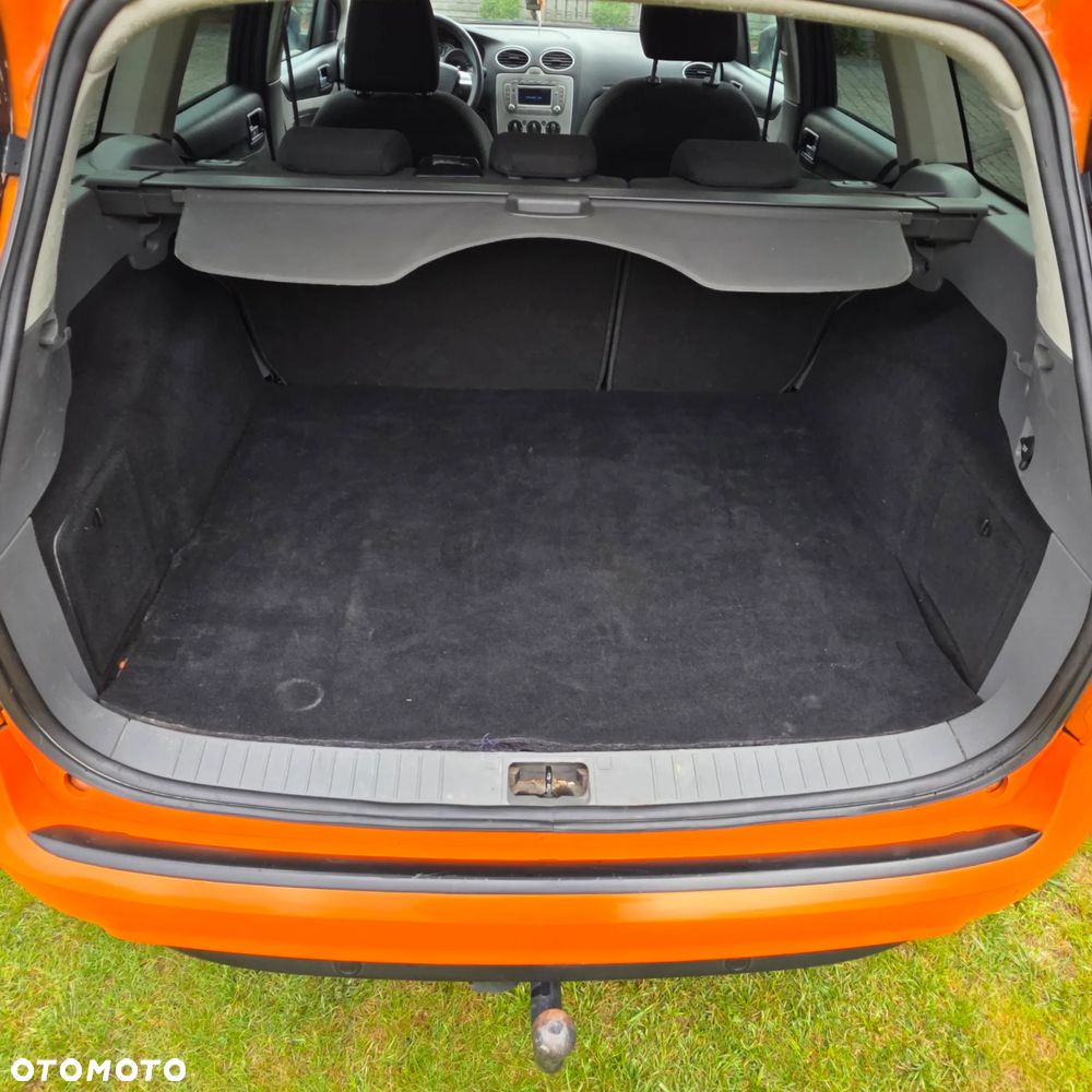 Ford Focus 2.0 TDCi DPF Style - 14