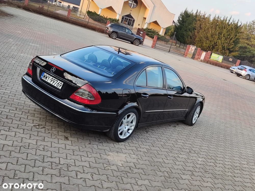 Mercedes-Benz Klasa E - 11
