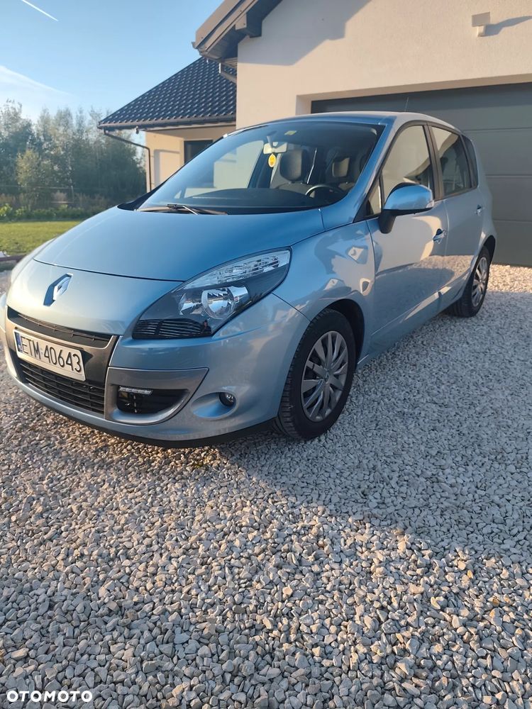 Renault Scenic - 1