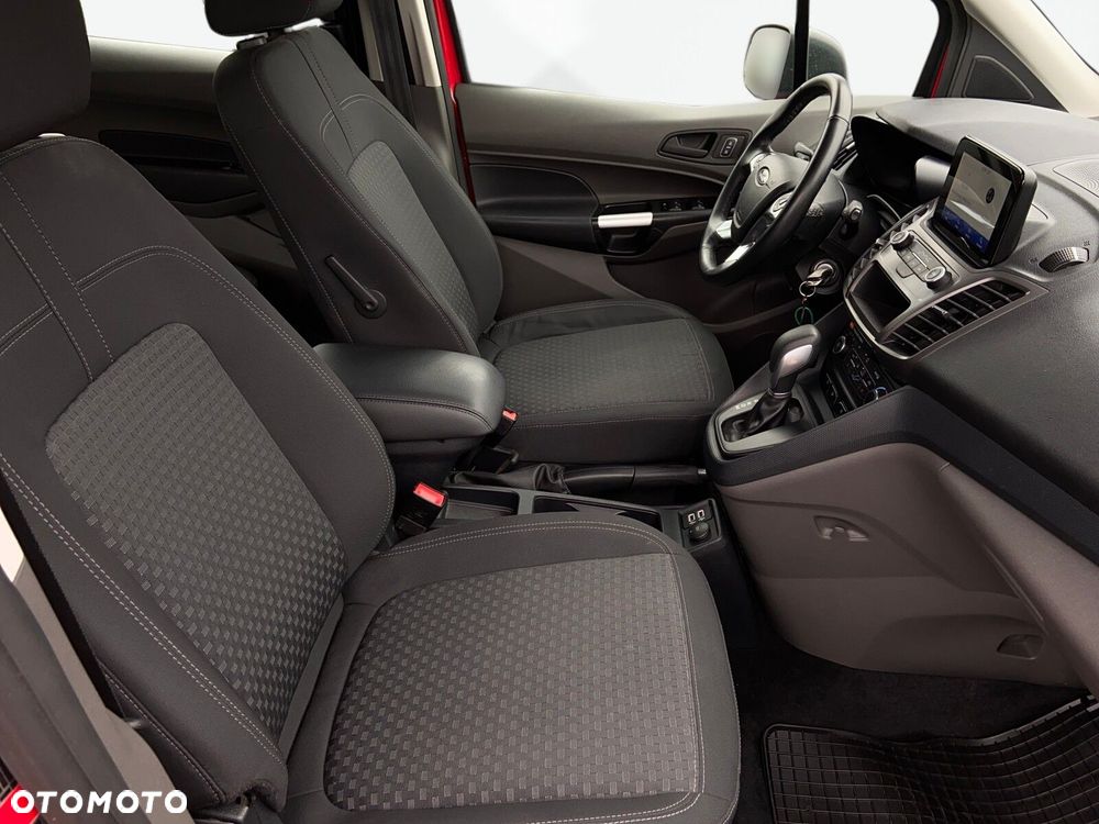 Ford Transit Connect - 13