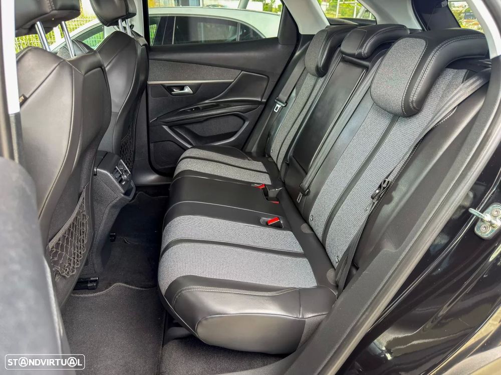 Peugeot 3008 1.6 BlueHDi Allure - 23