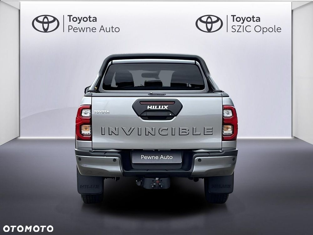 Toyota Hilux 2.8 D-4D mHEV Double Cab Invincible 4x4 - 4