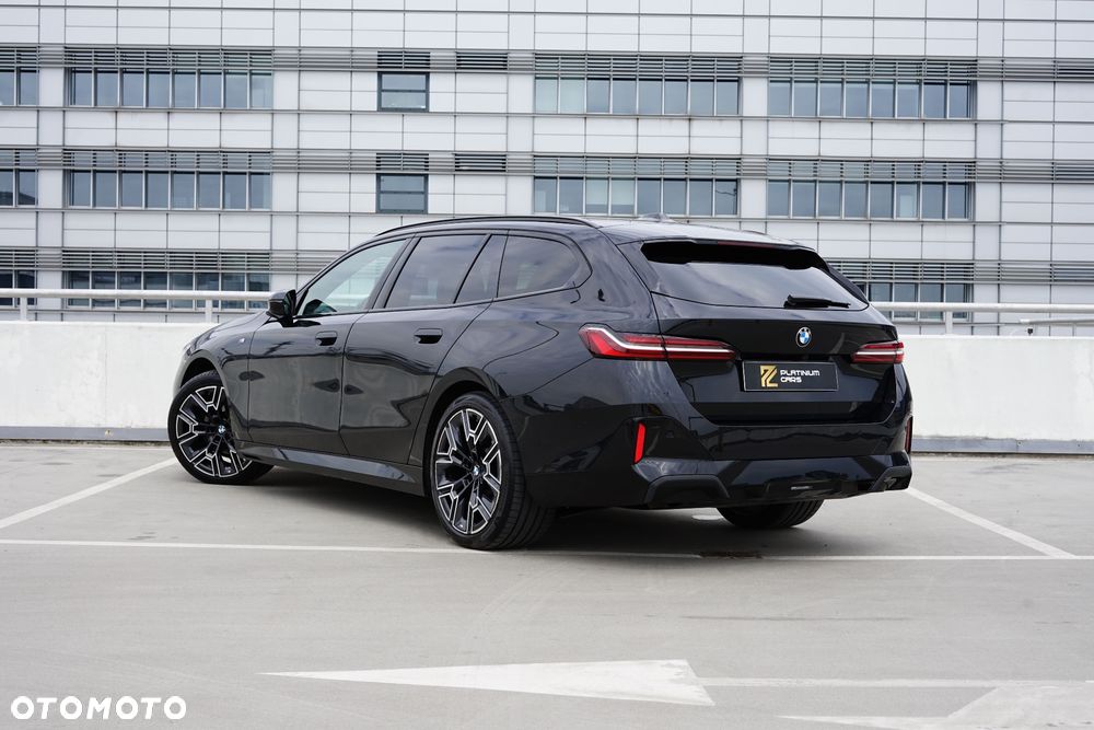 BMW Seria 5 520d xDrive mHEV - 3