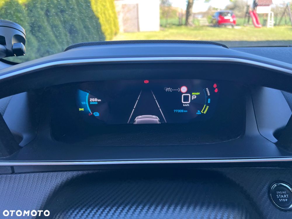 Peugeot 208 GT - 17