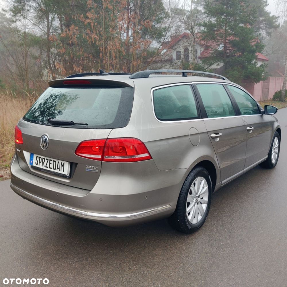 Volkswagen Passat - 7