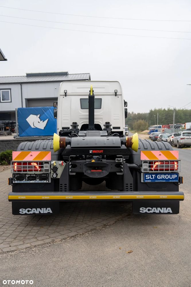 Scania P420 6x2 - 5