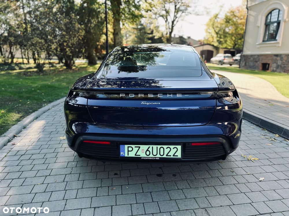 Porsche Taycan 89kWh - 11