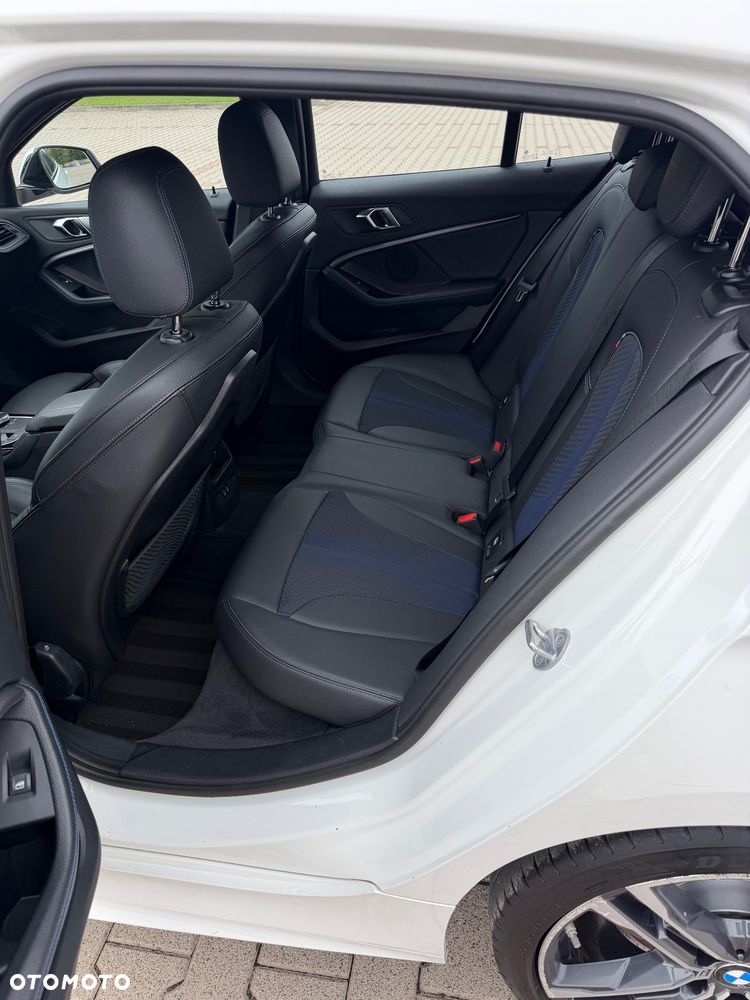 BMW Seria 1 118i M Sport - 10