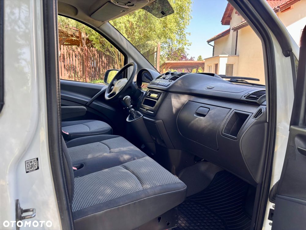 Mercedes-Benz Vito - 32