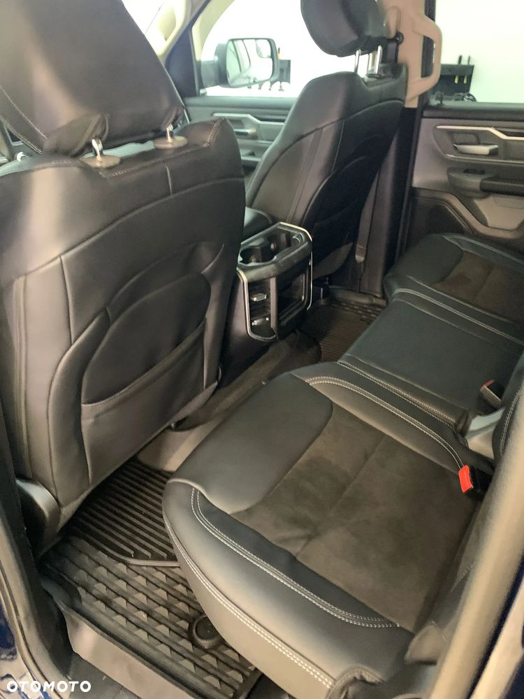 RAM 1500 5.7 Crew Cab Limited - 28