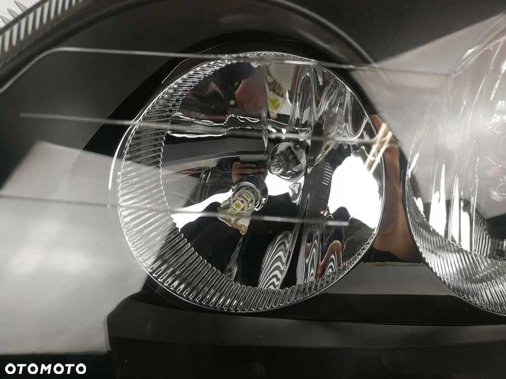 reflektor lampa lewy lewa przód przednia RENAULT CLIO II 2 THALIA LIFT EURO - 5