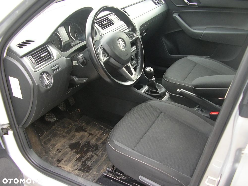 Skoda RAPID 1.6 TDI DPF Active - 5