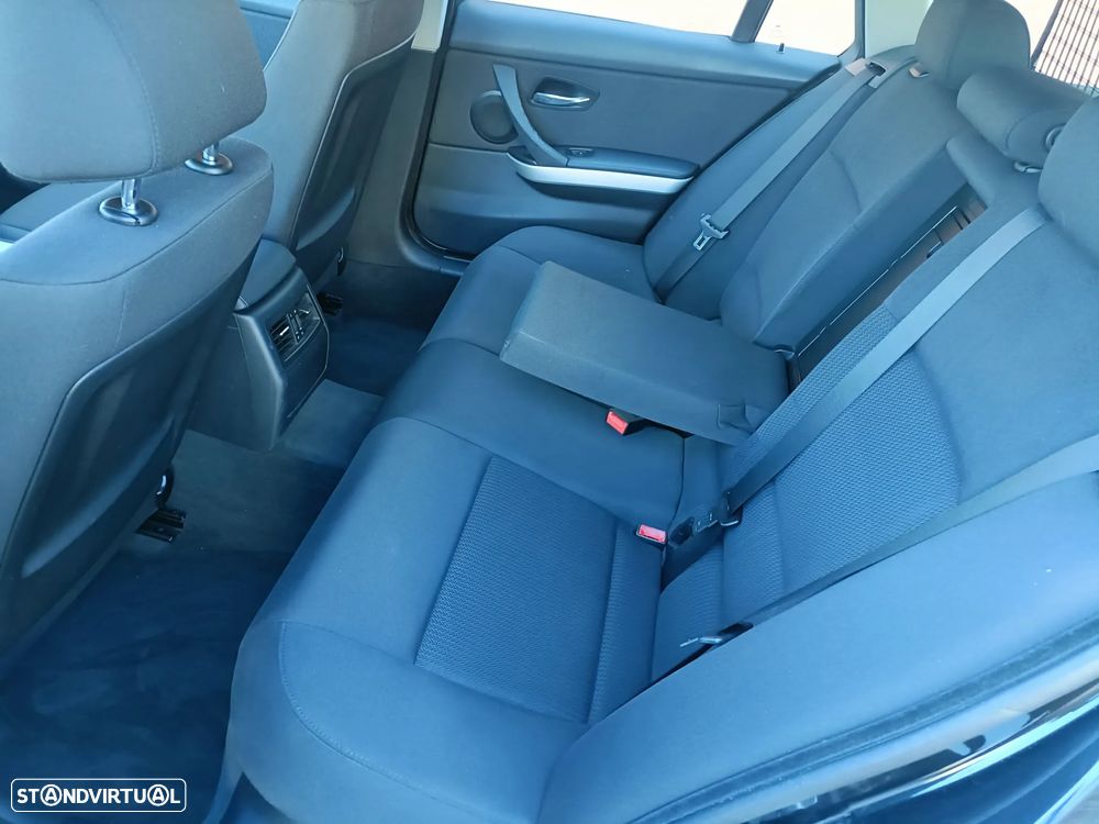 BMW 318 d DPF Edition Lifestyle - 11