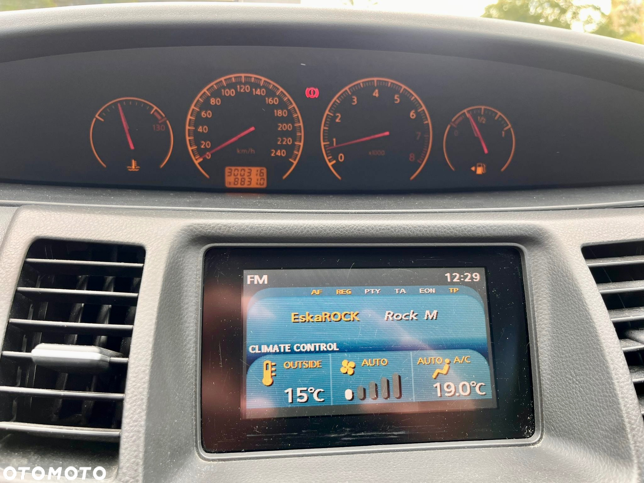 Nissan Primera - 14