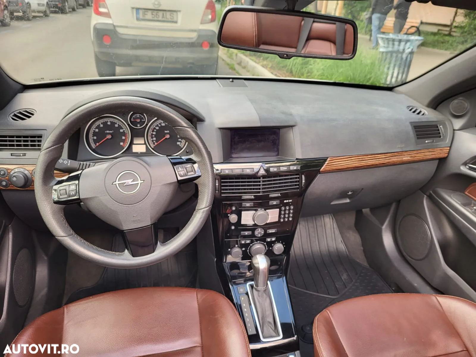 Opel Astra Twintop 1.8i Aut. Cosmo - 12