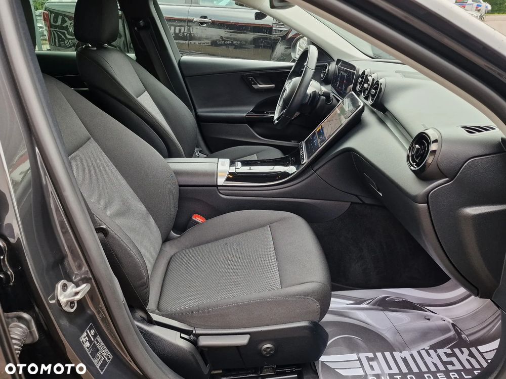 Mercedes-Benz Klasa C 200 d mHEV Business Edition - 23