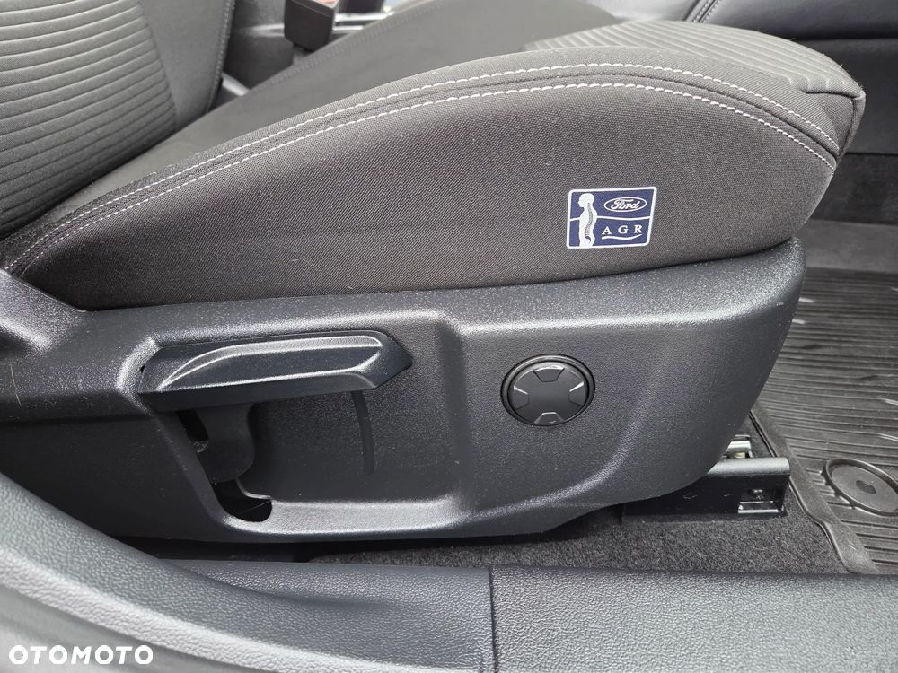 Ford Focus 1.5 EcoBlue Titanium X - 14