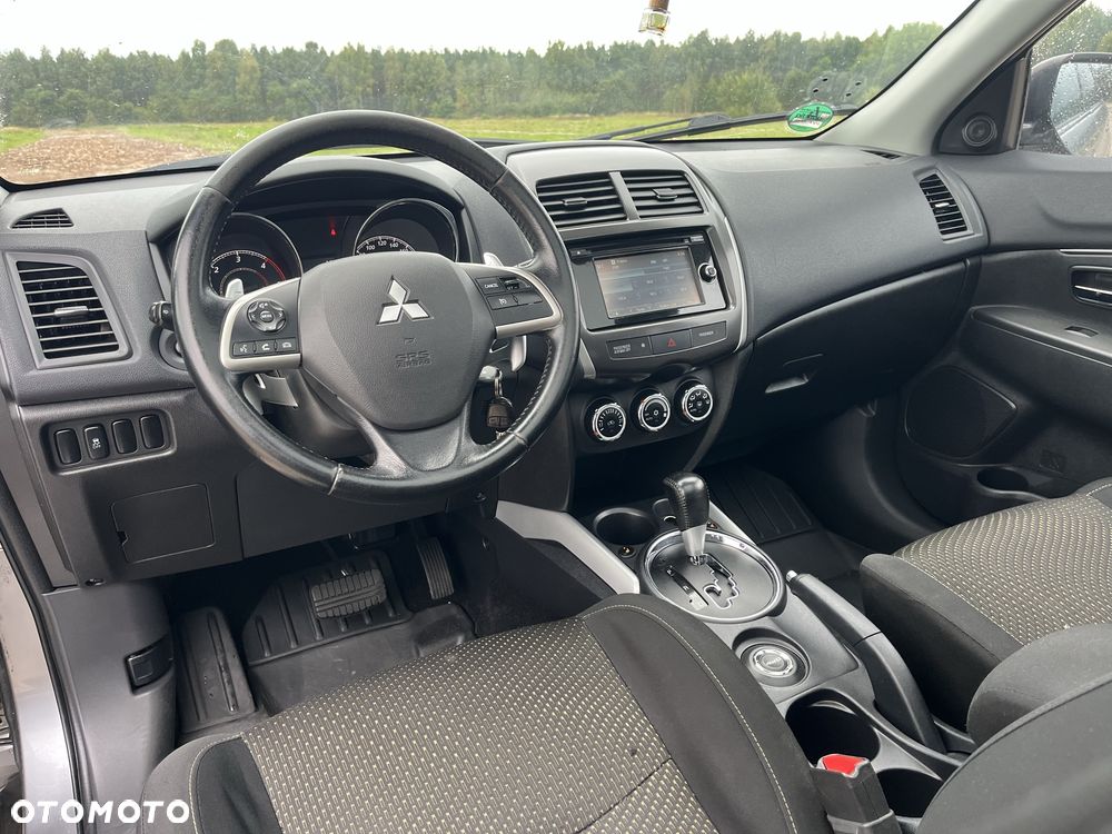 Mitsubishi ASX - 5