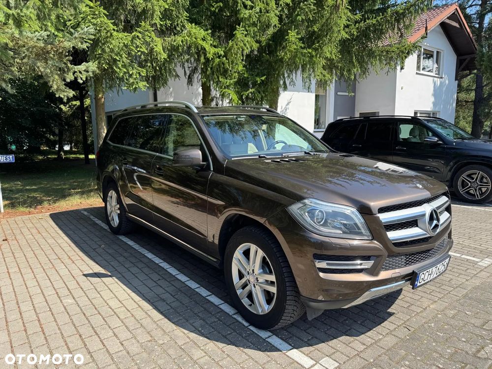 Mercedes-Benz GL 350 BlueTec 4-Matic - 5