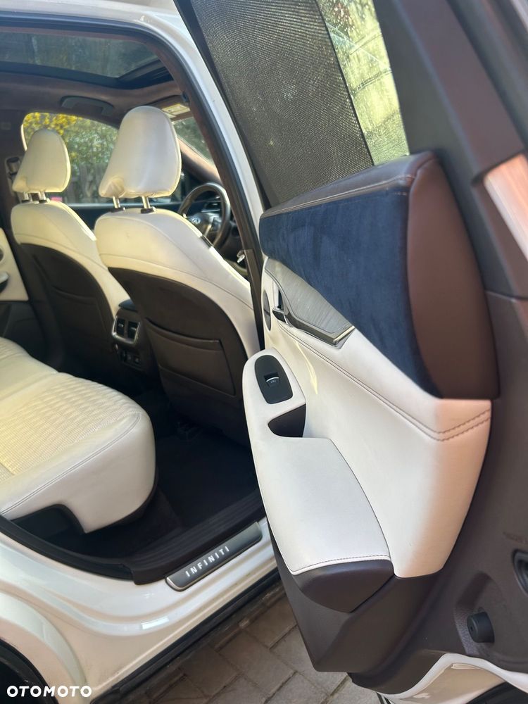 Infiniti Q50 - 9