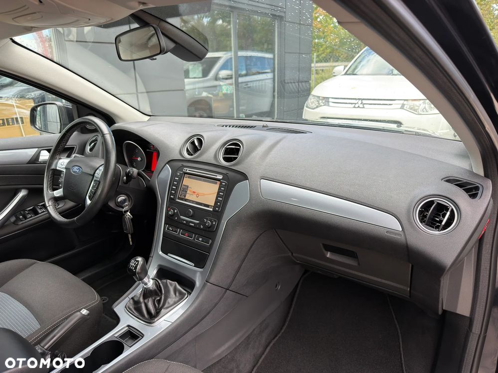 Ford Mondeo 2.0 TDCi Titanium - 8