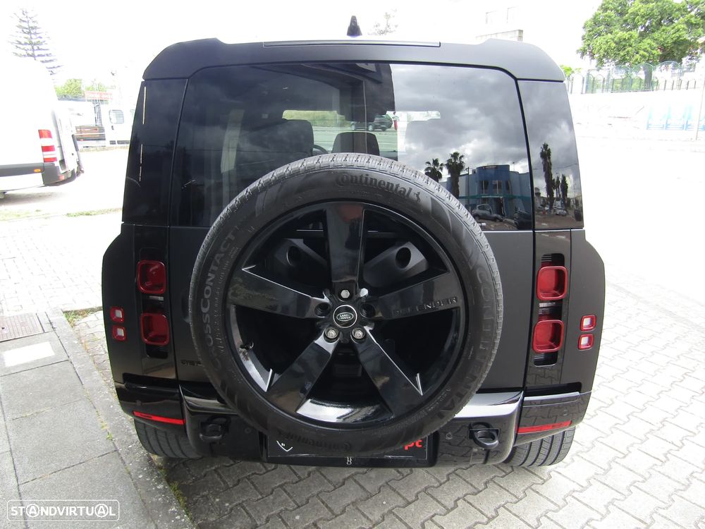 Land Rover Defender 2.0 P300e 110 AWD X-Dynamic SE - 9