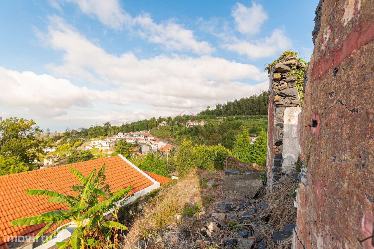Prédio Misto com Ruínas - Funchal - Grande imagem: 2/15