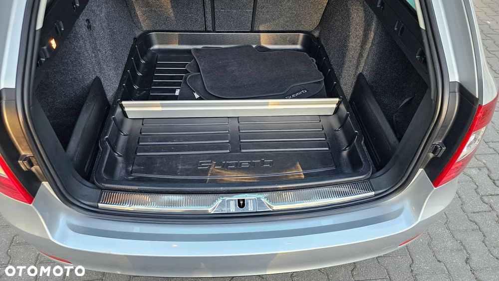 Skoda Superb 2.0 TDI Ambition Outdoor - 14