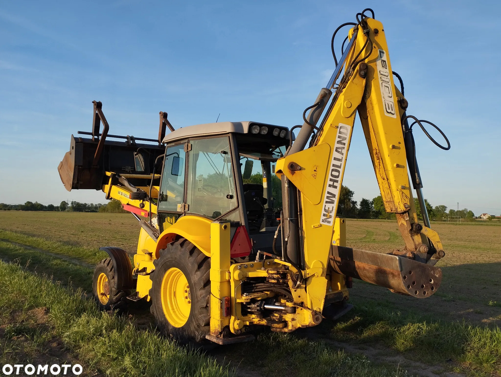 New Holland LB110B - 2