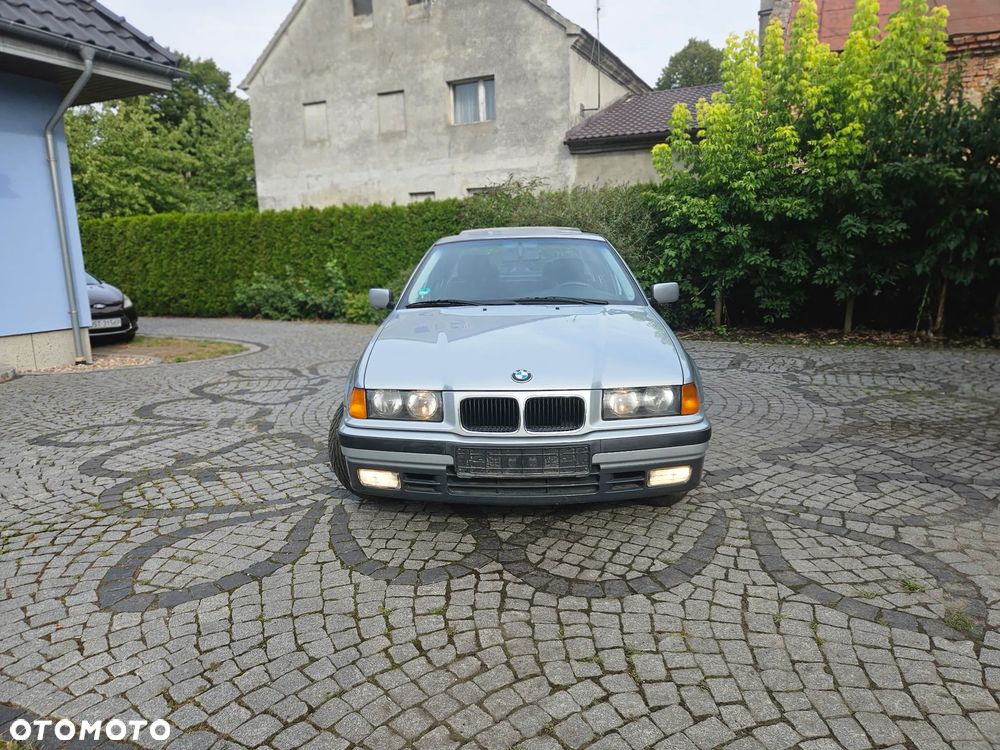 BMW Seria 3 - 1