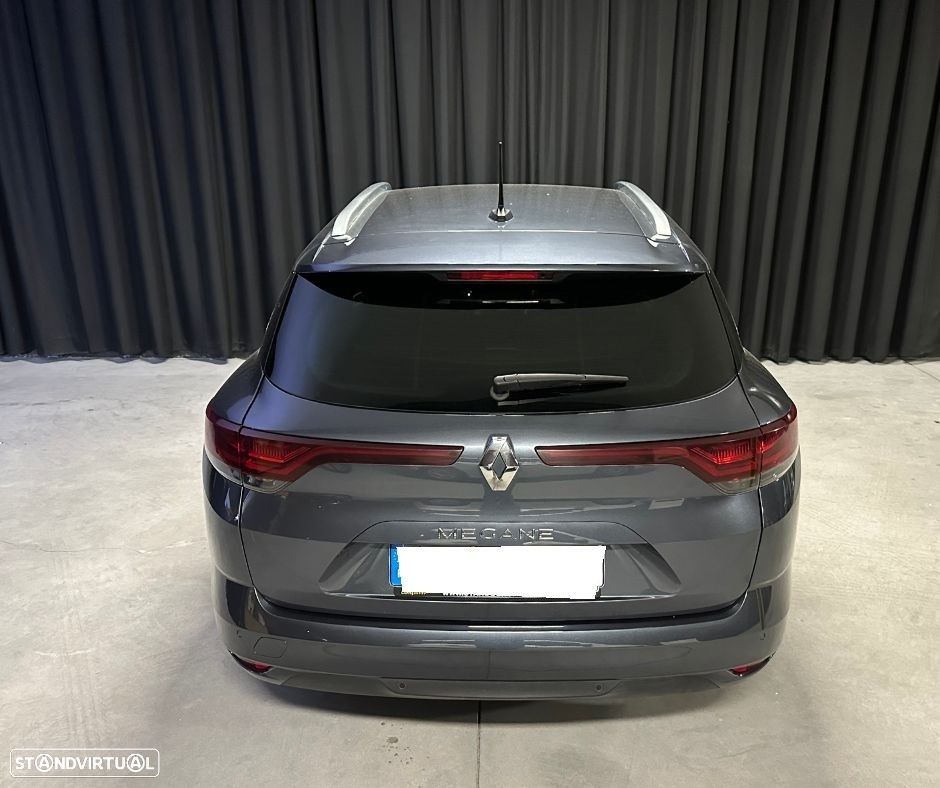 Renault Mégane Sport Tourer 1.3 TCe Limited J17 - 26
