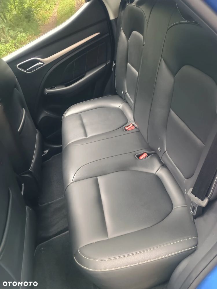 MG ZS Luxury - 17