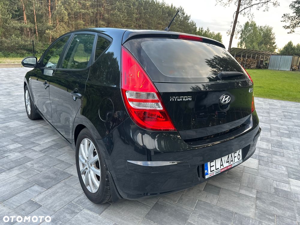 Hyundai i30 1.4 Classic + World Cup - 23