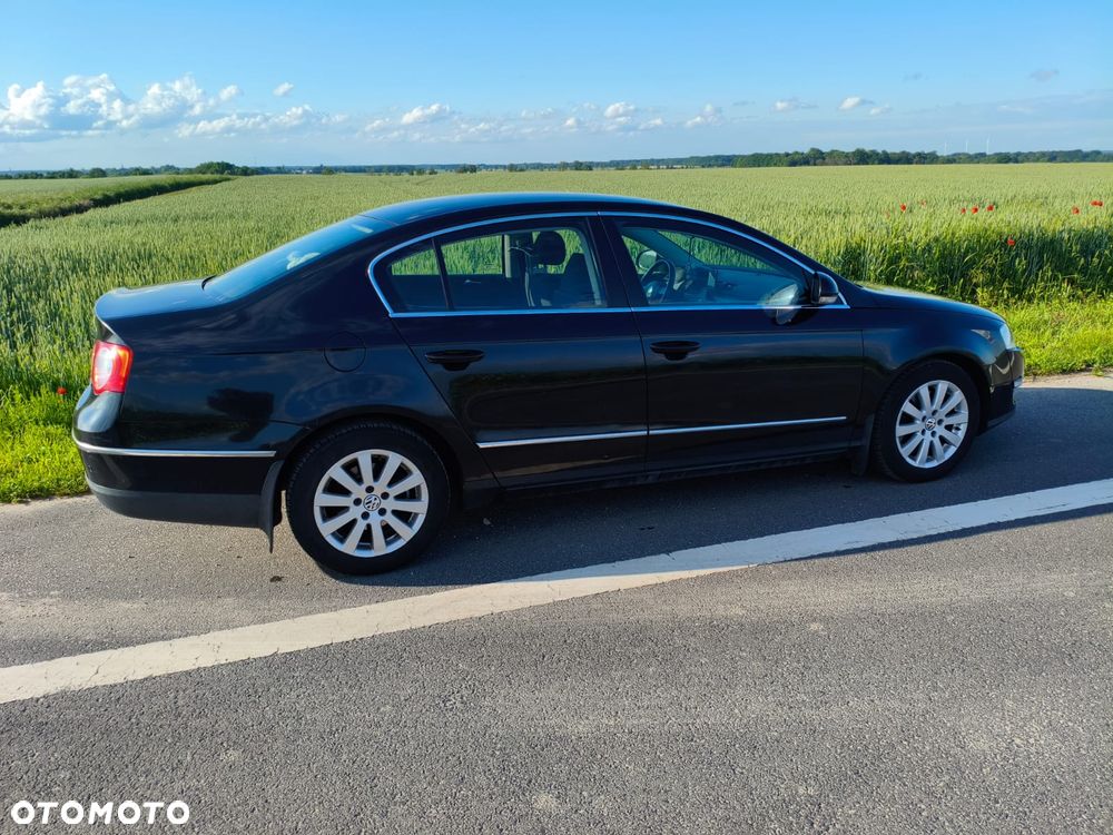 Volkswagen Passat 2.0 TDI DPF 4Mot Comfortline - 4