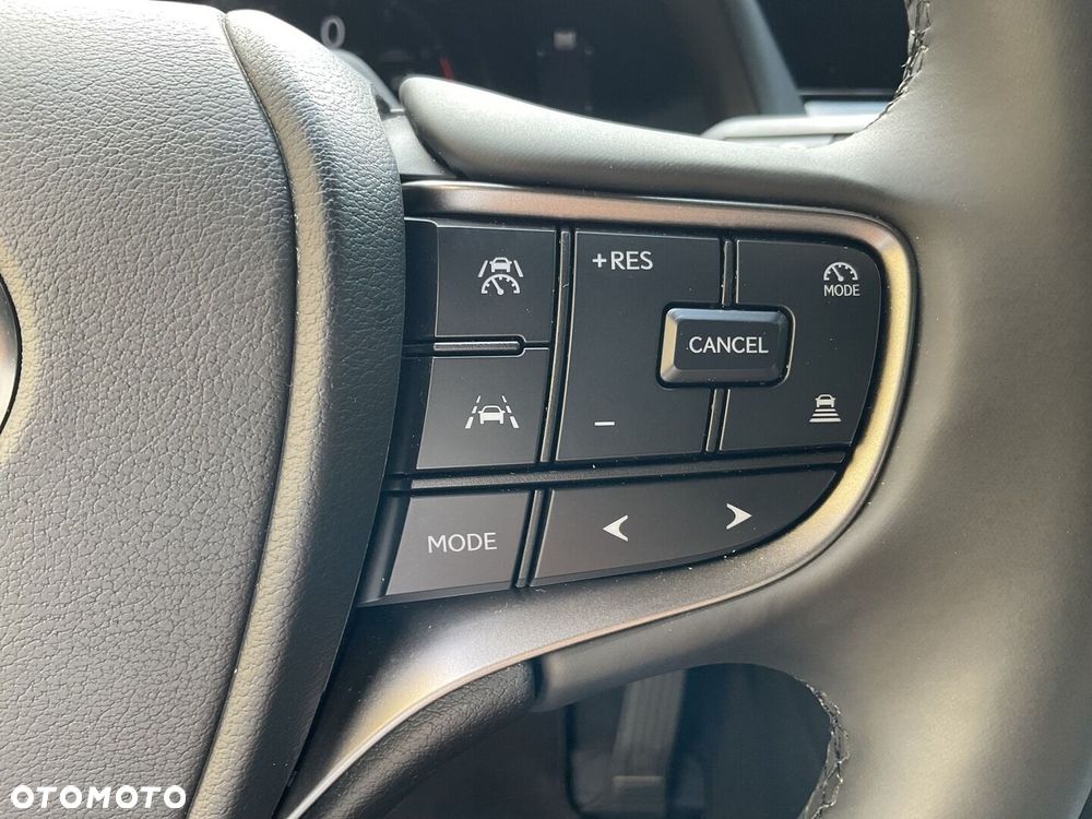 Lexus UX 300h F Sport Design - 24