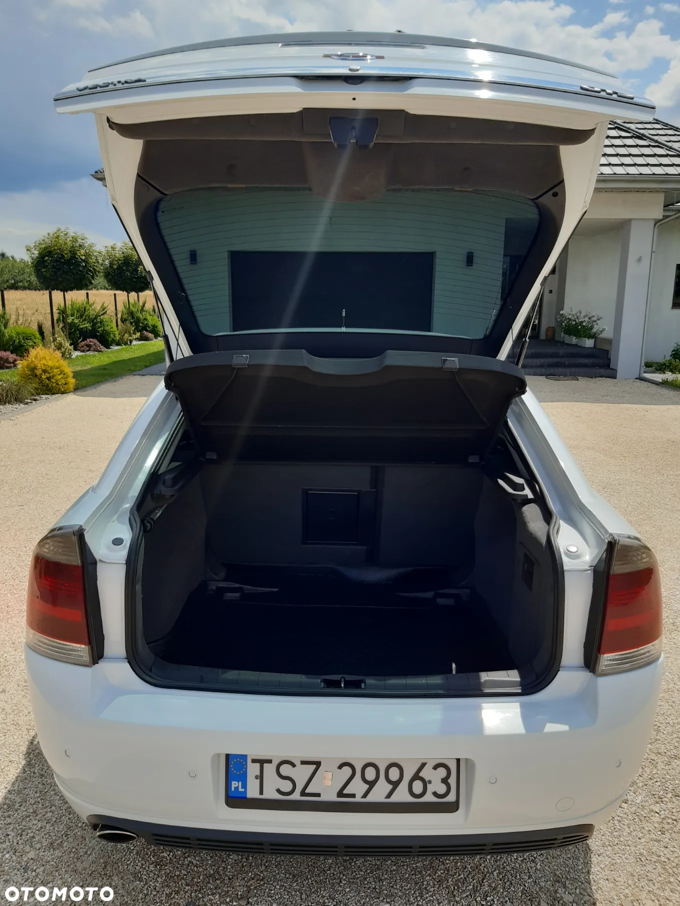 Opel Vectra 1.9 CDTI Sport / GTS - 10