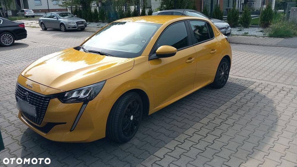 Peugeot 208 - 1