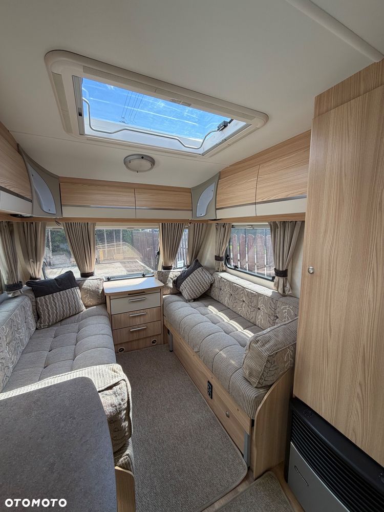 Coachman Amara 380/2 - 6